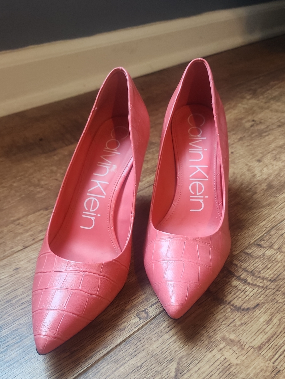 Calvin Klein Coral Faux-Croc Pointed-Toe Pumps